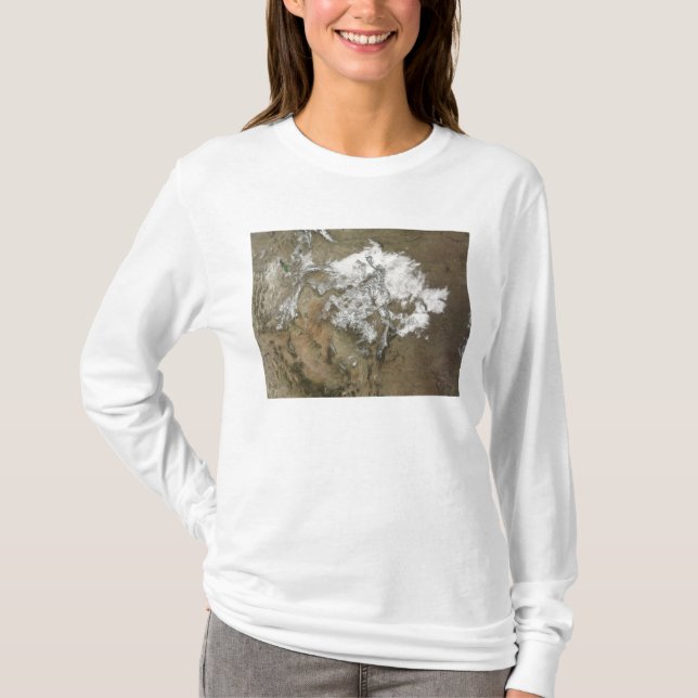 Camiseta La nieve cubre las montañas rocosas en Estados Uni (Anverso)
