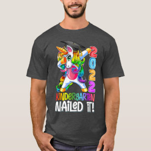 Camiseta La Niñera De Dabbing Unicorn No Se Ha Graduado
