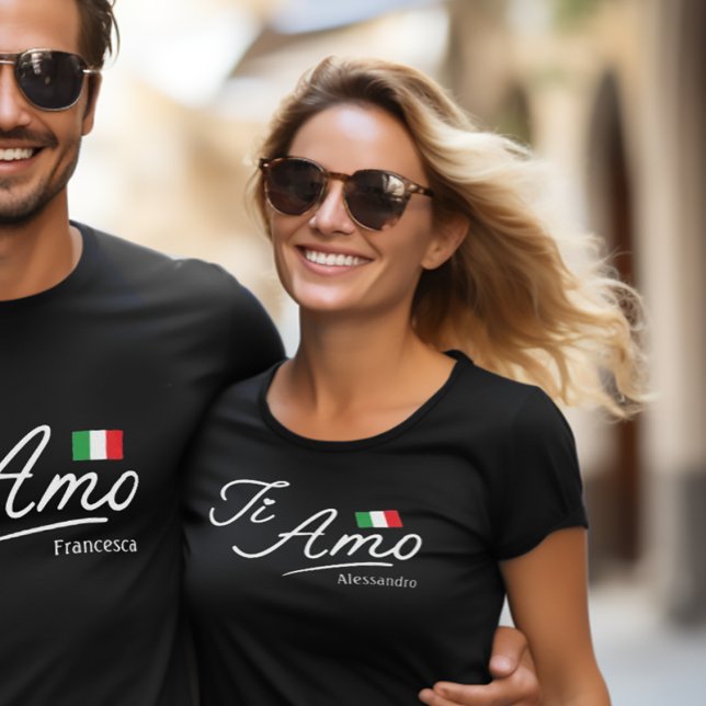 Camiseta La pareja personalizada de escritura tai mo (Ti Amo Women's Tee from Ti Amo Couple's Set)
