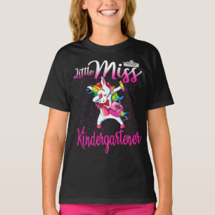 Camiseta La pequeña Miss Kindergartner Unicorn De Vuelta A