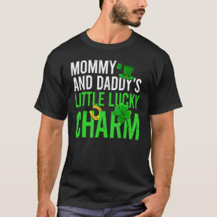 Camiseta La pequeña suerte de la mami y papá