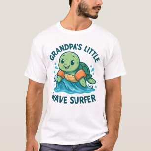 Camiseta La pequeña surfista de ola del abuelo cute a la to