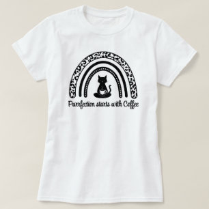 Camiseta La puerción comienza con el café