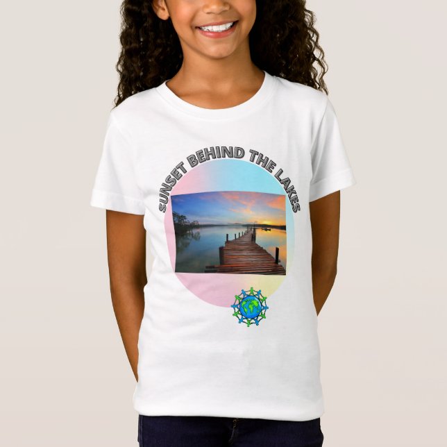 Camiseta La puesta de sol detrás del lago (Anverso)
