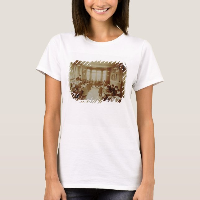 Camiseta La sala de recreación del niño en la Institu sorda (Anverso)