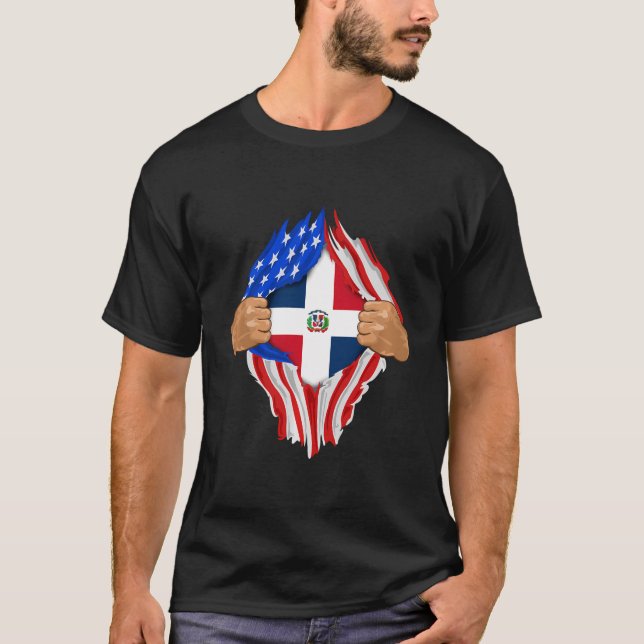 Camiseta La sangre dominicana dentro de mí bandera de Repúb (Anverso)