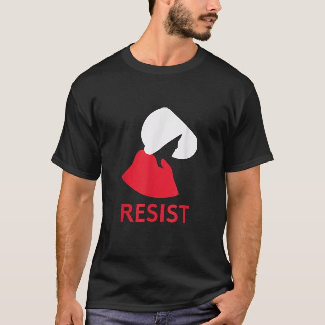 Camiseta La sirvienta resiste la protesta feminista (Anverso)