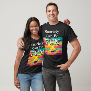 Camiseta La sobriedad puede ser DIVERTIDA eslogan de AA Pla