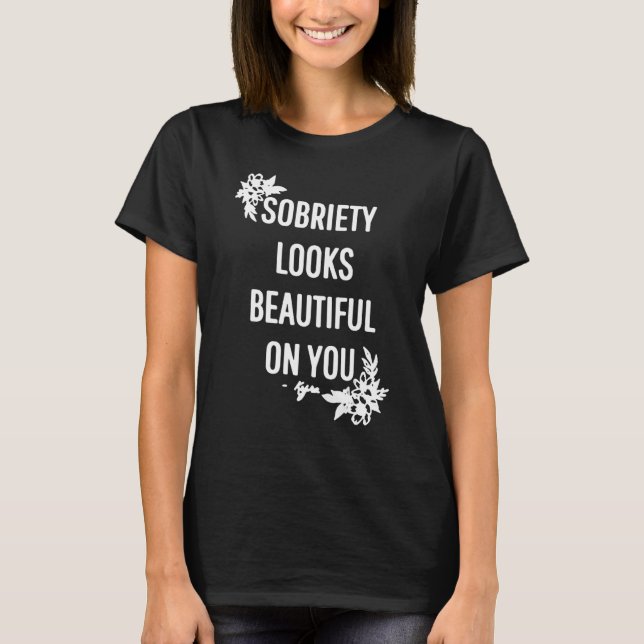 Camiseta La Sobriedad Te Parece Hermosa. (Anverso)