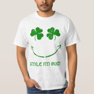 Camiseta La sonrisa del día de St Patrick soy humor