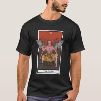 Camiseta La tarjeta Tarot gótica del diablo leyendo televis