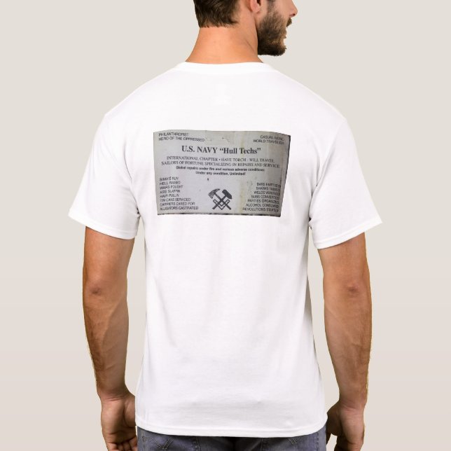Camiseta La tecnología del casco ataca desde un escondite (Reverso)