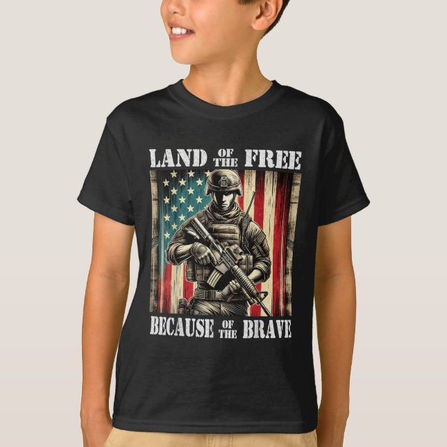 Camiseta La Tierra De Los Valientes Libres Veteranos Del Dí (Anverso)