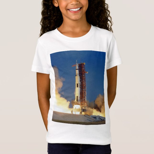 Camiseta La Tierra tiembla cuando el Saturn V ilumina el ci (Anverso)