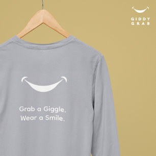 Camiseta La tipografía moderna suave sonríe simple