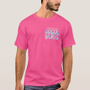 Camiseta La trabajadora social de Nicu Groovy vuelve a la e