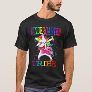 Camiseta La tribu de jardines de infancia Unicorn vuelve a