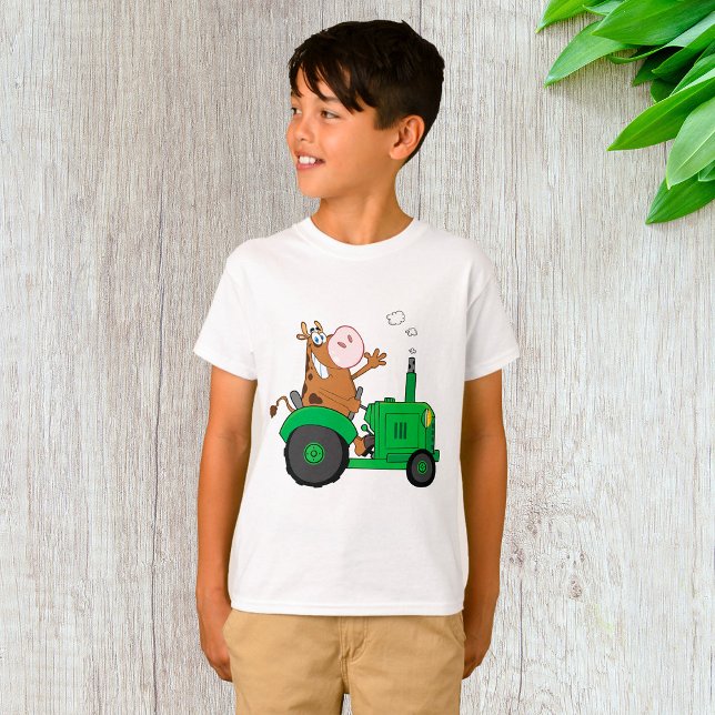 Camiseta La vaca conduciendo un tractor (Subido por el creador)