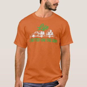 Camiseta La Vida De Los Agricultores Es Mejor En La Granja