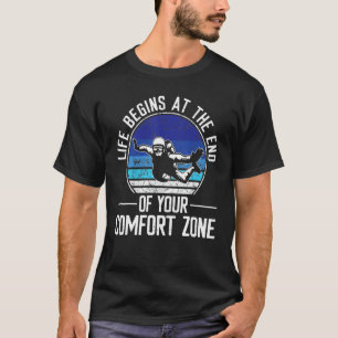 Camiseta La vida divertida comienza al final de tu zona de