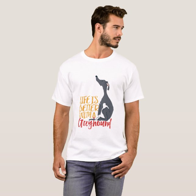Camiseta La vida divertida de los amantes de los perros es  (Anverso completo)