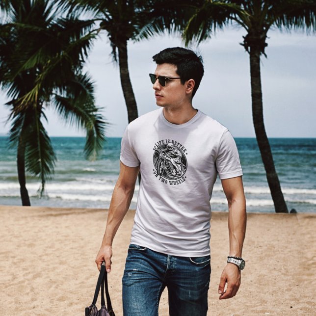 Camiseta La vida es mejor ciclista (Subido por el creador)