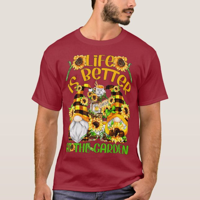 Camiseta La Vida Es Mejor En El Jardín Hola Gnomes De Veran (Anverso)