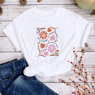 Camiseta La vida es un equilibrio Boho inspiración floral c