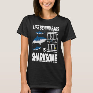 Camiseta La vida tras las rejas es el tiburón Scuba Diving