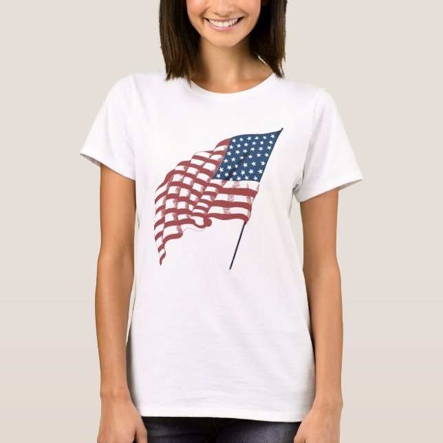 Camiseta La vieja bandera patriotica estadounidense ondeand (Anverso)