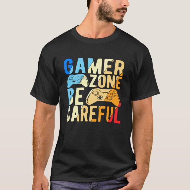 Camiseta La zona de juego debe tener cuidado (Anverso)