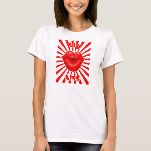 Camiseta Labios rojos rayos solares beso grande