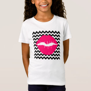 Camiseta Labios Rosas Brillantes sobre Zigzag en Blanco y N