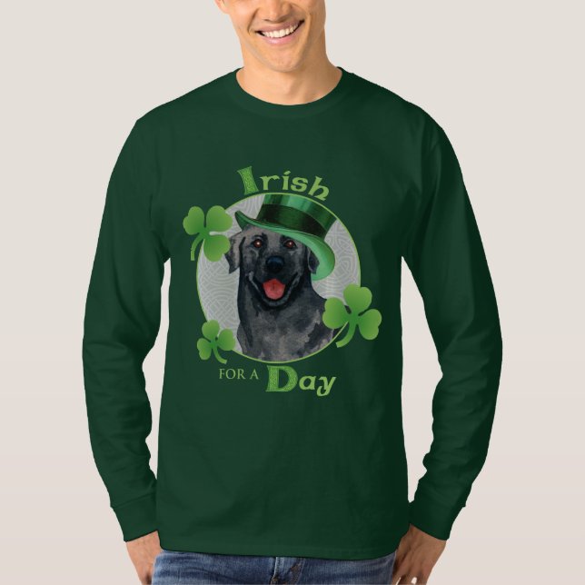Camiseta Laboratorio del negro del día de St Patrick (Anverso)