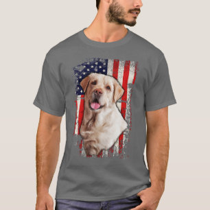 Camiseta Labrador amarillo llama a perro bandera estadounid