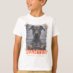 Camiseta Ladrido Ilegal: La Advertencia Severa del Doberman