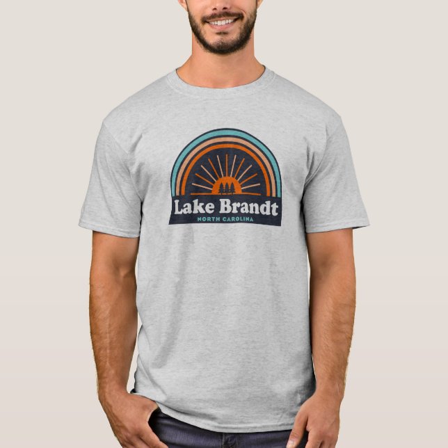 Camiseta Lago Brandt North Carolina Rainbow (Anverso)