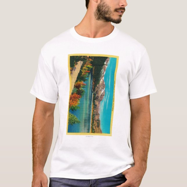 Camiseta Lago en el alto condado de SierraMono, CA june (Anverso)
