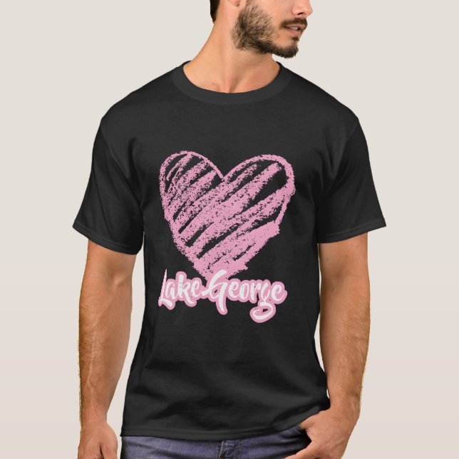 Camiseta Lake George New York Vacation Love Pink Heart (Anverso)