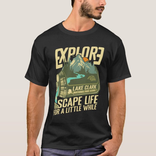 Camiseta Lake National Park Alaska Live Love Camp Retro In  (Anverso)