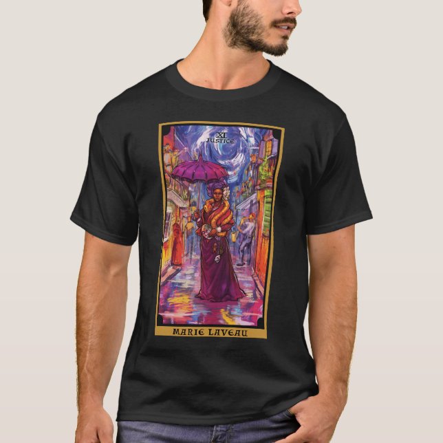 Camiseta Láminas de Tarot para Juez de Marie Laveau (Anverso)