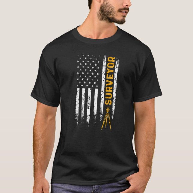 Camiseta Land Surveying USA Flag  Surveyor  1 (Anverso)