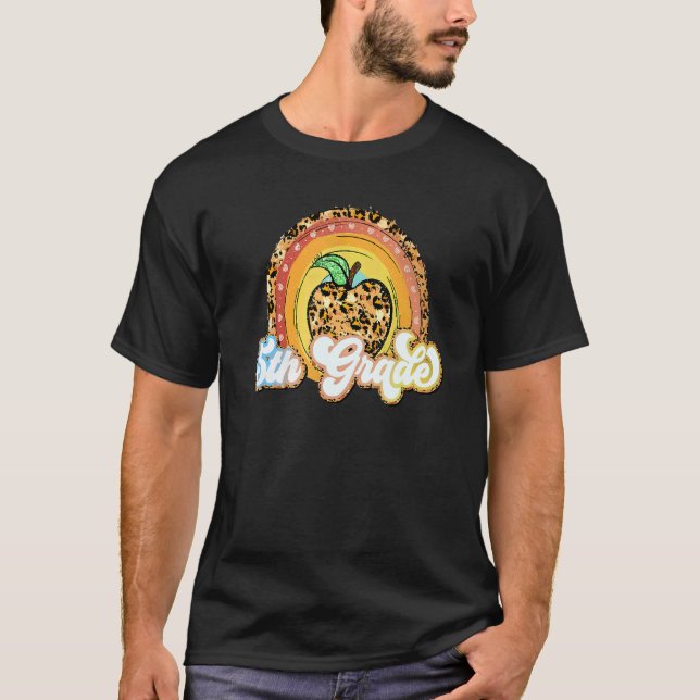 Camiseta Lápiz de arco iris de leopardo de quinto grado de  (Anverso)