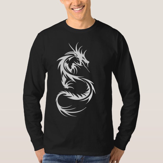 Camiseta larga del negro de la manga del dragón (Anverso)