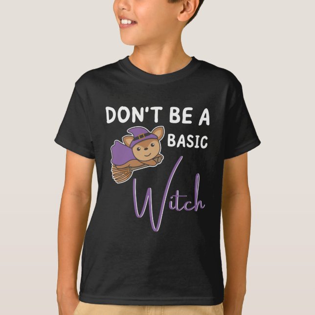 Camiseta Las brujas de Halloween no son básicas (Anverso)
