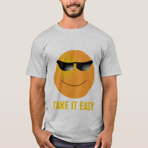 Camiseta Las gafas de sol del Emoticon lo toman fácil