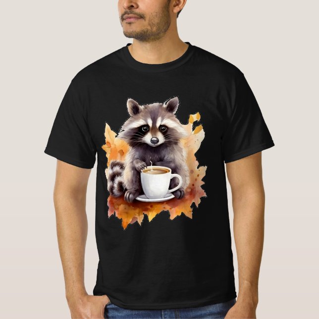 Camiseta Las hojas de otoño caen un lindo mapache con una t (Anverso)