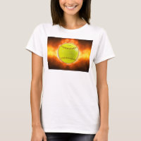 Las llamas de bola rápida de softball amarillo de