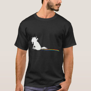 Camiseta Las lluvias de unicornio se arrastran por el agua 