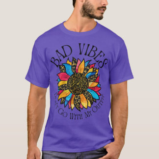 Camiseta Las malas vibraciones no van con mi traje Retro Le